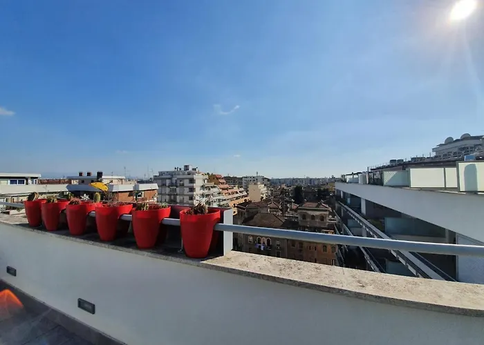 Penthouse 41 In Trastevere With Big Terrace * Roma